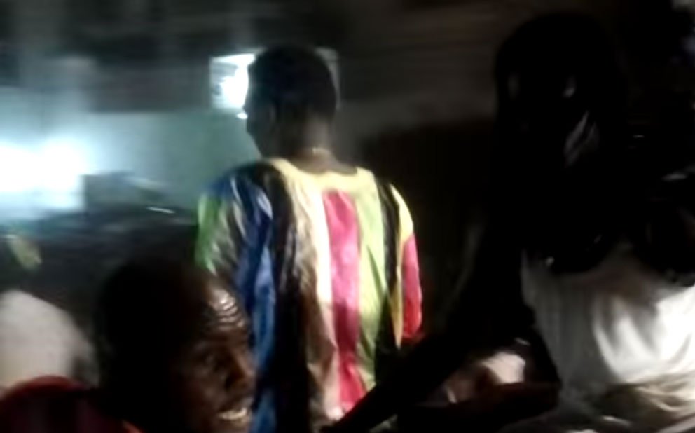 De retour de Bercy : Le chanteur Wally Seck accueilli par...