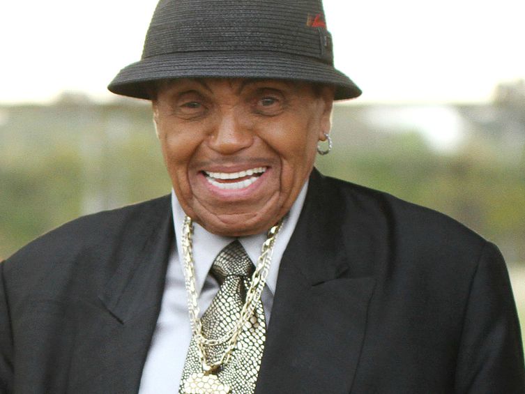 Joe Jackson: le pre de Michael victime d'un accident de la route  Las Vegas 