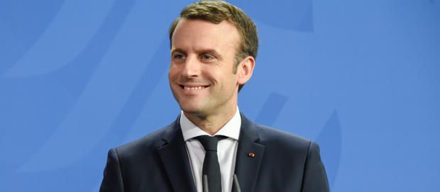 La raction d'Emmanuel Macron quand on offre une crme anti-ge  son pouse Brigitte