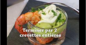 Verrines d'avocat, crevettes et pamplemousse