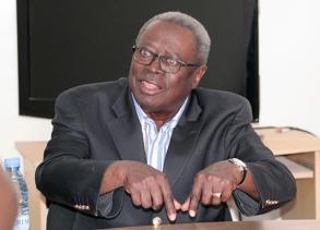 Robert Sagna appelle les frustr�s au d�passement