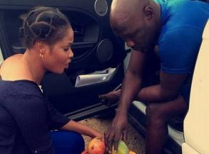 ( 02 photos) de Soumboulou Bathily en mode tournage :  Le Groupe  Soleil le vent  prpare du lourd