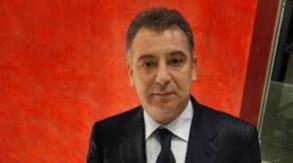 Arrt de l'exploitation du ptrole par Afrika Petrolium: Barrow chasse Frank Timis