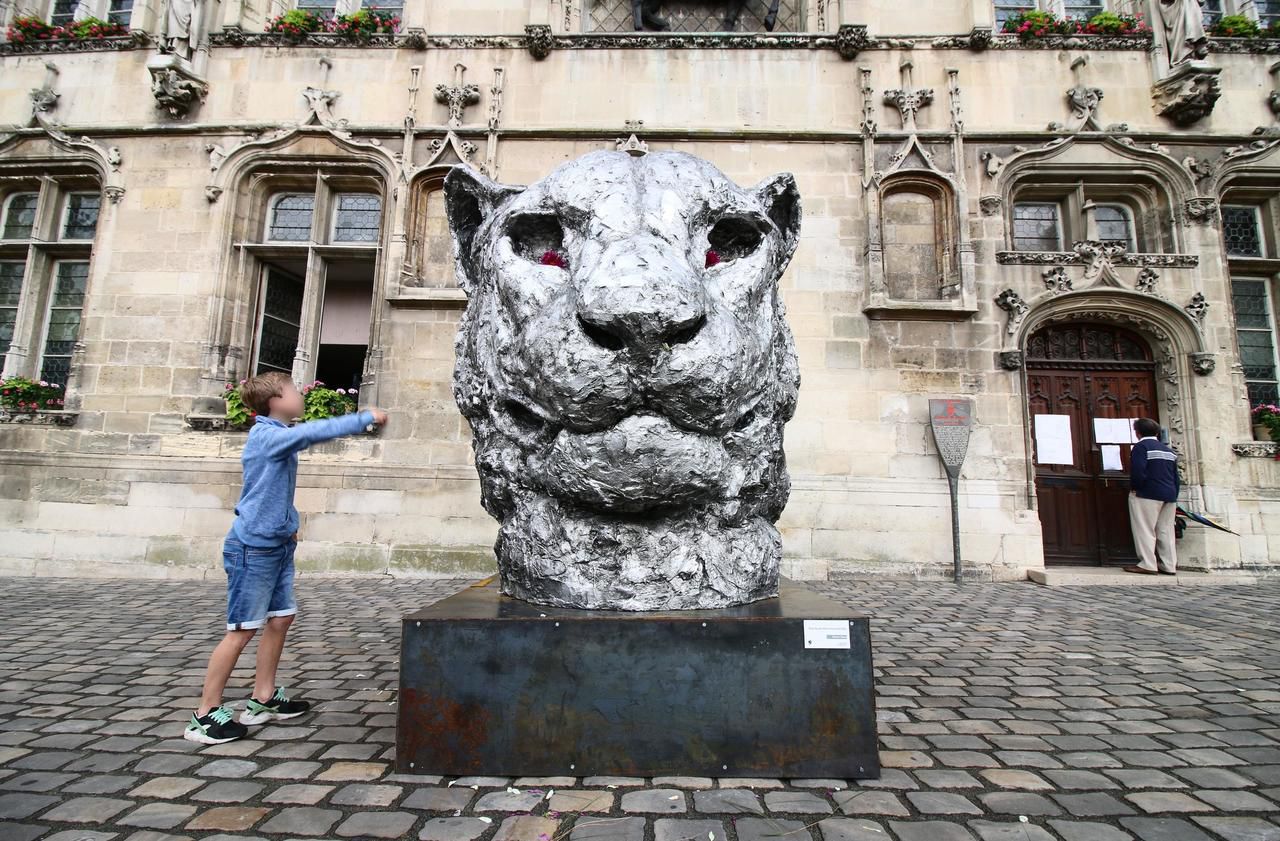 Compigne - Compigne : les animaux sculpts de Patrick Villas s'invitent en ville