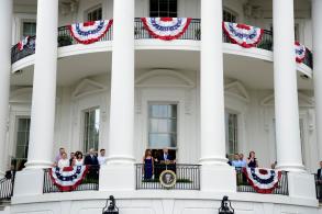 Etats-Unis: une petite manifestation rvolutionnaire pour la fte nationale