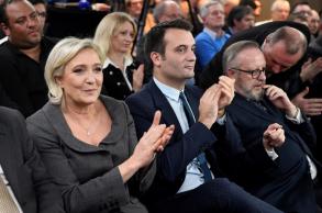 Front national: Marine Le Pen carte une proche de Florian Phillipot