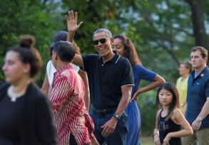 Les Obama, des touristes de marque en Indonsie