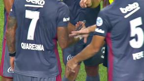 (Vidos) Quaresma ramasse un couteau en plein match, la rencontre dgnre au coup de sifflet final. Regardez !