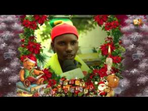 REGARDEZ COMMENT LES SNGALAIS CHANTENT PETIT PAPA NOL... MOURIR DE RIRE - 2STV