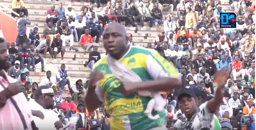 Combat : Le Touss de Lac 2 au stade Lopold S Senghor