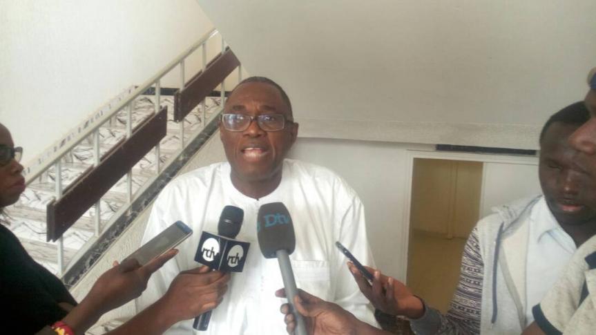 http://www.sen360.com/uploads/2018/01/le-ps-de-kolda-benit-le-compagnonnage-avec-benno-bokk-yakaar-et-crache-sur-khalifa-sall-et-cie-961272.jpg